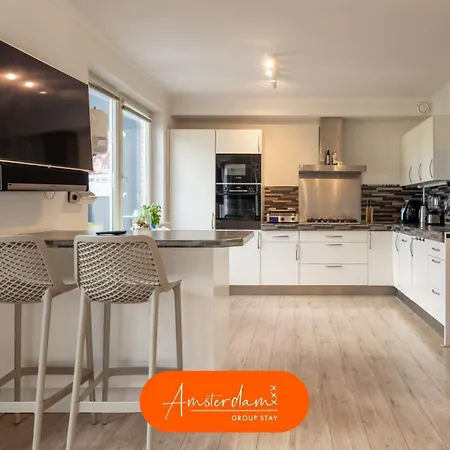 Holiday home Amsterdam Group - Jacuzzi, Sauna & Cinema *