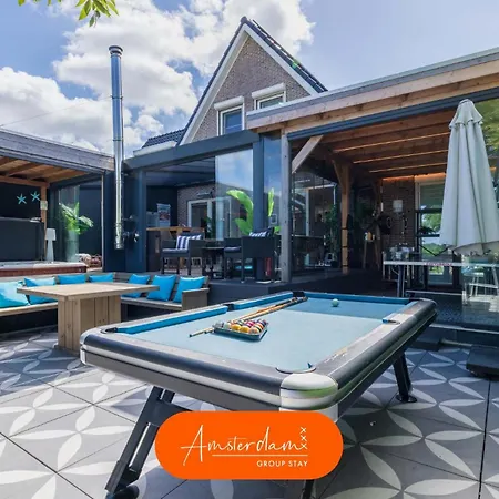 Holiday home Amsterdam Group - Jacuzzi, Sauna & Cinema Zwanenburg