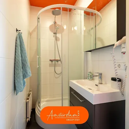 Amsterdam 8 Beds 2 Bedrooms