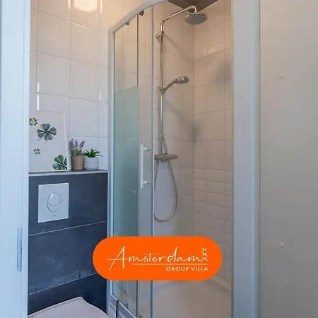 Amsterdam 8 Beds 2 Bedrooms Vakantiehuis *