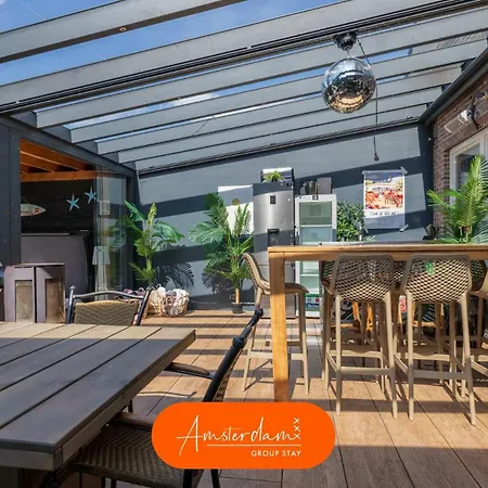 Amsterdam 8 Beds 2 Bedrooms בית נופש *